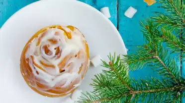 Постные булочки с корицей