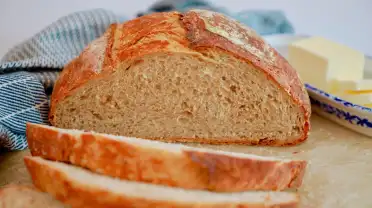 Пшеничный хлеб на ржаной закваске