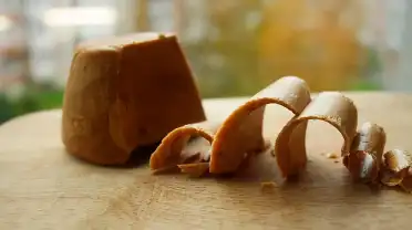 Домашний сыр брюност