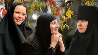 Почему девушки уходят в монастырь?