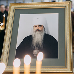 В нашем монастыре ежедневно будет служиться панихида по новопрест. митрополиту Филарету