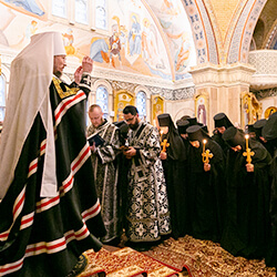 Вчера в нашем монастыре состоялся монашеский постриг. Таинство совершил владыка Вениамин