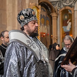 Литургию в нашем монастыре отслужил епископ Несвижский Авксентий